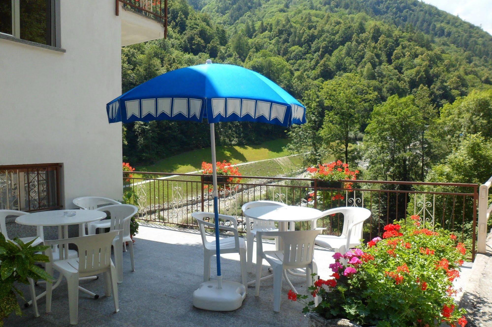 Albergo Ristorante Regina Bognanco Exteriér fotografie